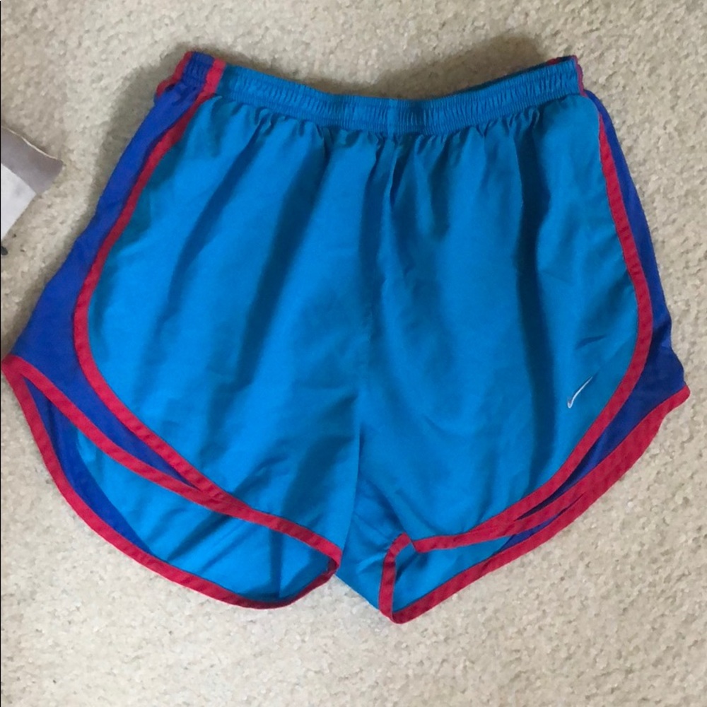 Nike running shorts sz medium